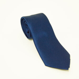 CORBATA LISA RASO S/ OSCURO