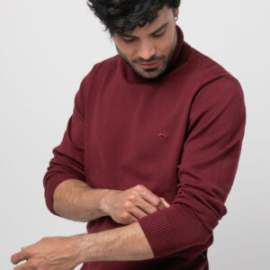 CUELLO VUELTO LISO S/ TENET
